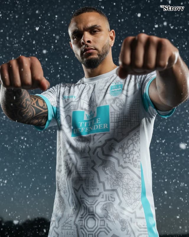 BANDUNG CHAMPIONS TITLE DEFENDER ICE COLD football shirt